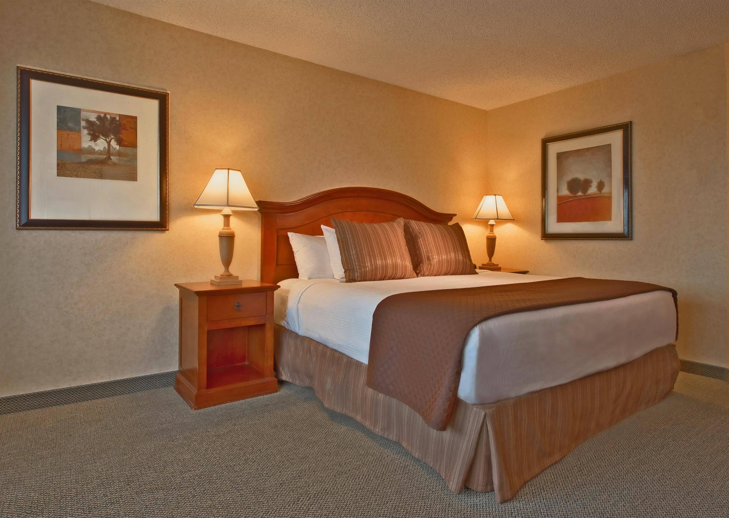 Red Lion Hotel קוס ביי מראה חיצוני תמונה